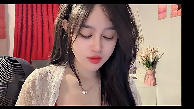 Bee-Cherry online show from 06/30/26, 06:25