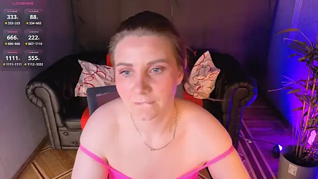 Kassandra Williams online show from 06/11/26, 03:43