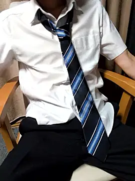 Snapshot of hayato_07 chatting on 06/09/26, 12:39 hayato 07 online show from 06/09/26, 12:39
