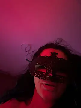 ladeanoir online show from 07/02/26, 05:30