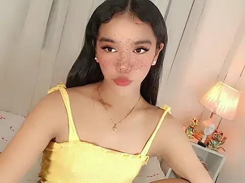 Nozomi Wu online show from 06/18/26, 10:41
