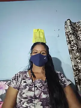 Snapshot of madhushree143 chatting on 06/05/26, 02:56 madhushree143 online show from 06/05/26, 02:56