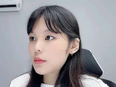 Mia8888 online show from 05/23/26, 03:45