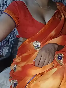 Snapshot of Cute-Malti chatting on 05/27/26, 07:22 Cute-Malti online show from 05/27/26, 07:22