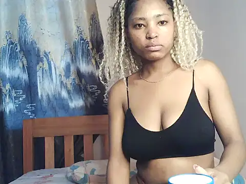 Snapshot of AlexaLoverxo chatting on 05/26/26, 07:59 AlexaLoverxo online show from 05/26/26, 07:59