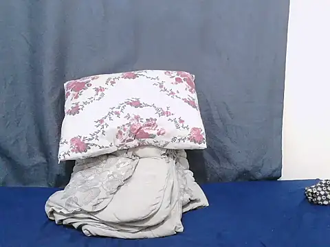 Cute lyn online show from 07/07/26, 07:23