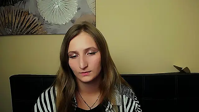 Jenny smille  online show from 07/25/26, 08:23