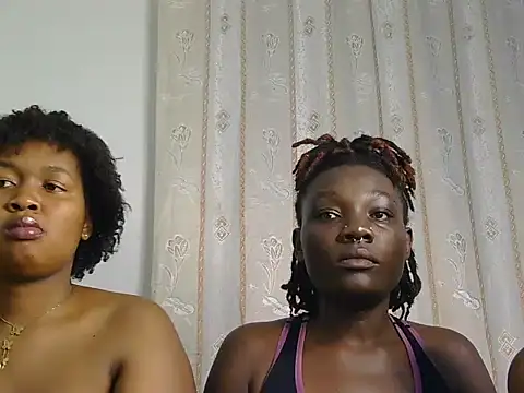 Brenasweet online show from 06/12/26, 12:53