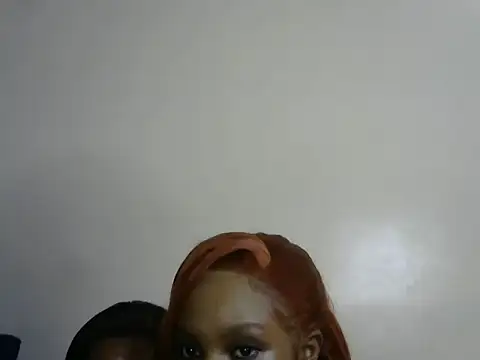 Snapshot of Sexy_strawberina chatting on 06/10/26, 10:25 Sexy strawberina online show from 06/10/26, 10:25