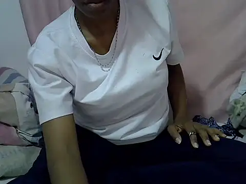 ebonypretty2 online show from 07/20/26, 09:50