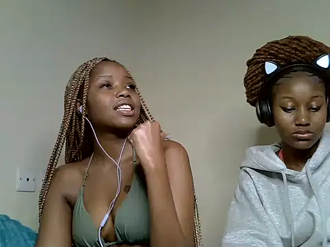 Pretty kitty48 online show from 07/16/26, 03:51