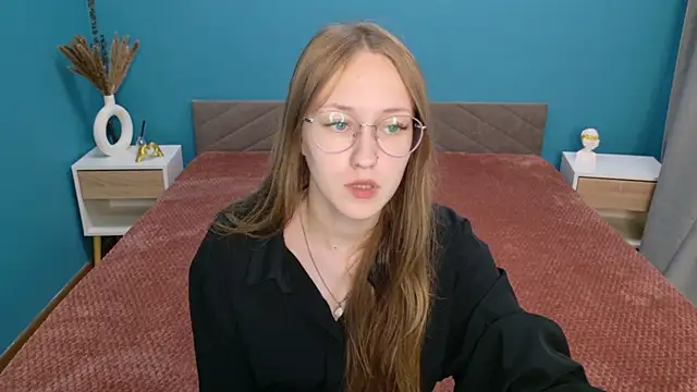 Snapshot of Calista_Everleig chatting on 06/09/26, 10:38 Calista Everleig online show from 06/09/26, 10:38