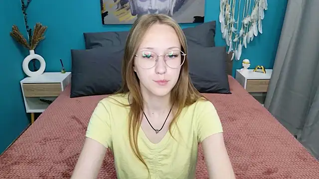 Calista Everleig online show from 07/20/26, 09:56