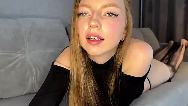 Auroralgnis online show from 06/21/26, 06:16