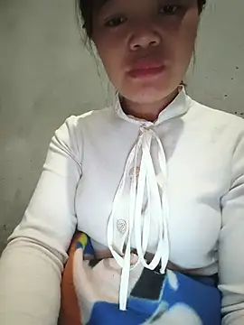 Snapshot of Emma-sin chatting on 06/10/26, 03:07 Emma-sin online show from 06/10/26, 03:07