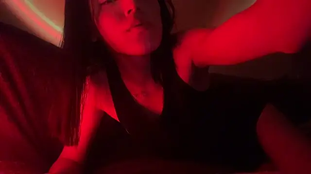 MarlyJess online show from 06/06/26, 07:51