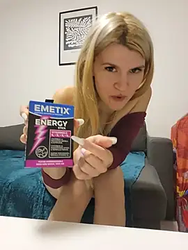 HotBlondie69 online show from 07/20/26, 06:32