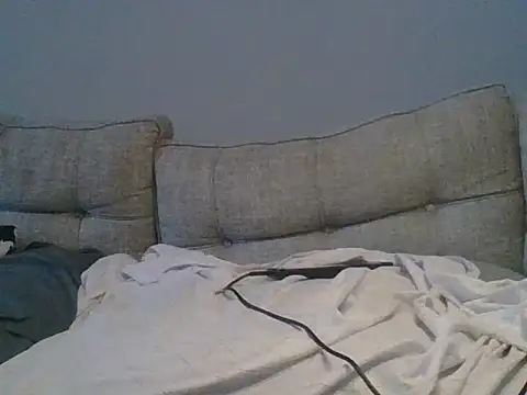 Hotty-booty1 online show from 08/03/26, 07:51