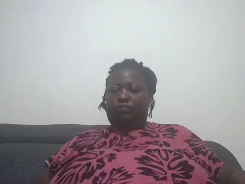Snapshot of fat_ebonyqueen chatting on 05/24/26, 08:36 fat ebonyqueen online show from 05/24/26, 08:36