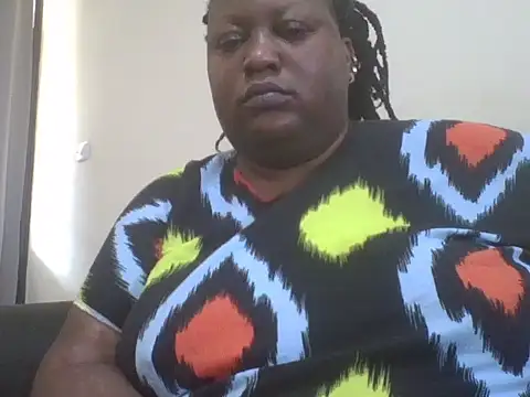 Snapshot of fat_ebonyqueen chatting on 06/07/26, 08:07 fat ebonyqueen online show from 06/07/26, 08:07
