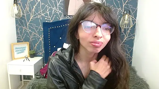 Snapshot of Allyshon_ chatting on 06/09/26, 08:09 Allyshon online show from 06/09/26, 08:09