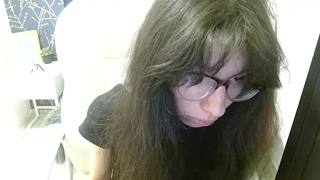 Snapshot of Allyshon_ chatting on 06/11/26, 12:32 Allyshon online show from 06/11/26, 12:32