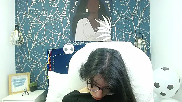 Snapshot of Allyshon_ chatting on 06/11/26, 08:07 Allyshon online show from 06/11/26, 08:07