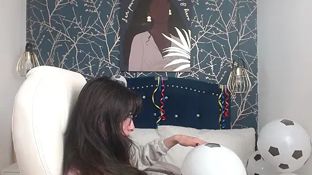 Snapshot of Allyshon_ chatting on 06/12/26, 07:35 Allyshon online show from 06/12/26, 07:35