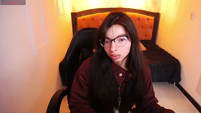 Allyshon  online show from 06/25/26, 08:02