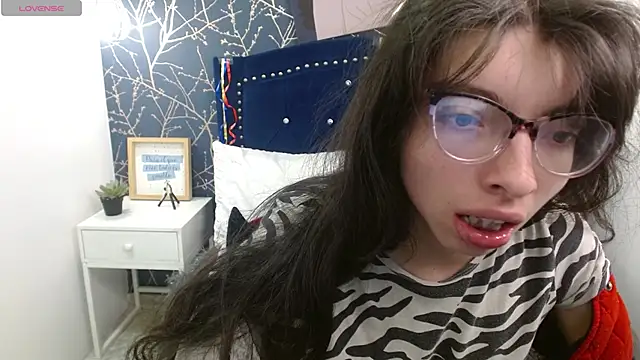 Allyshon  online show from 06/29/26, 12:05