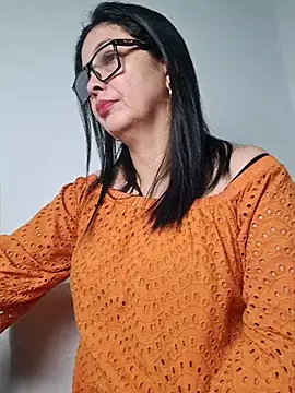 Snapshot of Scarlett_Valnyx chatting on 06/02/26, 03:03 Scarlett Valnyx online show from 06/02/26, 03:03