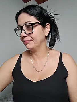 Snapshot of Scarlett_Valnyx chatting on 06/11/26, 12:58 Scarlett Valnyx online show from 06/11/26, 12:58