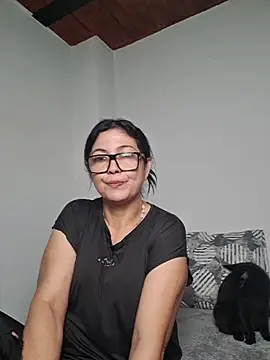 Snapshot of Scarlett_Valnyx chatting on 06/12/26, 01:21 Scarlett Valnyx online show from 06/12/26, 01:21