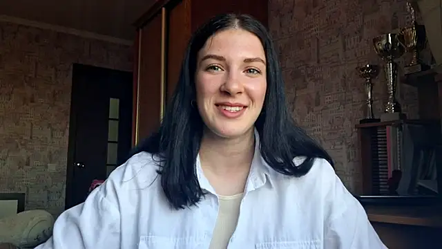 Snapshot of MoroseViki chatting on 05/23/26, 02:43 MoroseViki online show from 05/23/26, 02:43