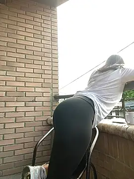 AlissBluumm online show from 06/19/26, 11:47