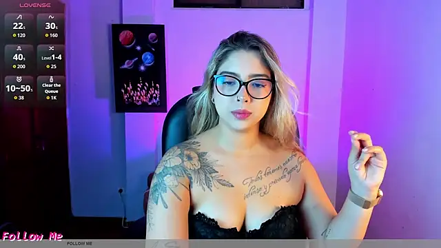 Snapshot of EvaGold_ chatting on 06/09/26, 11:27 EvaGold online show from 06/09/26, 11:27
