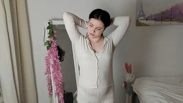 Snapshot of rizz_caprice_ chatting on 05/21/26, 06:37 rizz caprice online show from 05/21/26, 06:37