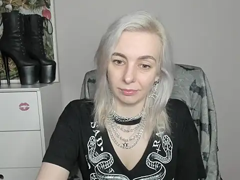 velvetanne online show from 06/19/26, 06:29