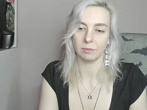 velvetanne online show from 07/13/26, 06:38