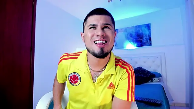 dominikvega online show from 07/07/26, 01:26