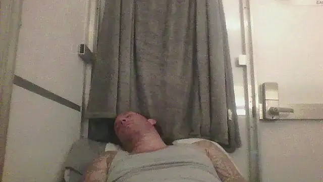 brazybooty92 online show from 06/13/26, 08:45