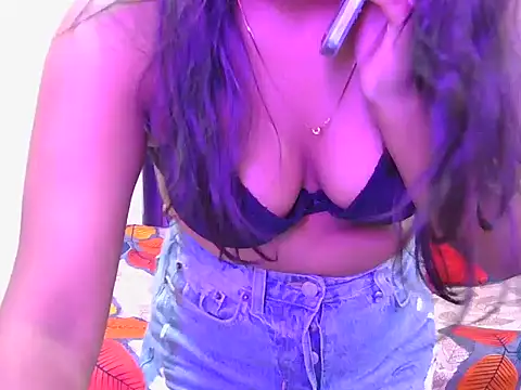 Snapshot of Itz-jasleen chatting on 06/01/26, 04:36 Itz-jasleen online show from 06/01/26, 04:36