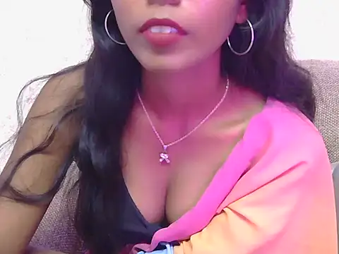 Snapshot of iliyana-20 chatting on 05/25/26, 05:30 iliyana-20 online show from 05/25/26, 05:30