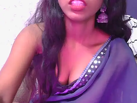 Snapshot of iliyana-20 chatting on 06/05/26, 04:08 iliyana-20 online show from 06/05/26, 04:08