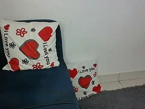 Snapshot of Kinky_Sexy chatting on 06/03/26, 02:33 Kinky Sexy online show from 06/03/26, 02:33