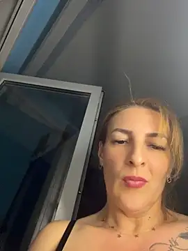 Hot-Milf4U online show from 05/31/26, 06:31