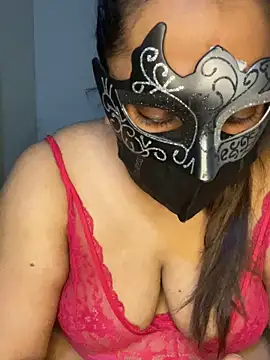 LioraWance online show from 06/19/26, 01:48