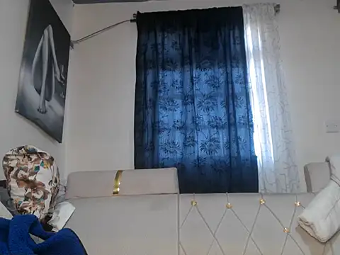sexyleah25 online show from 07/13/26, 05:43