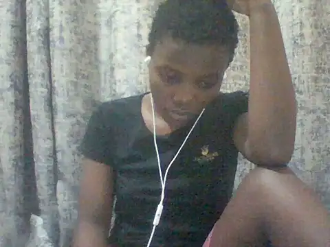 Snapshot of tina_2030 chatting on 06/06/26, 04:39 tina 2030 online show from 06/06/26, 04:39