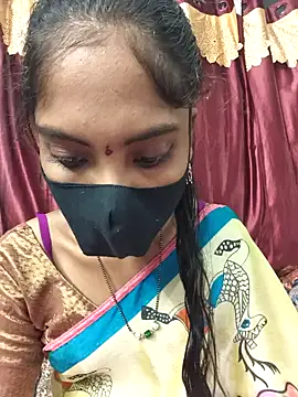 reshma124 online show from 06/22/26, 08:22